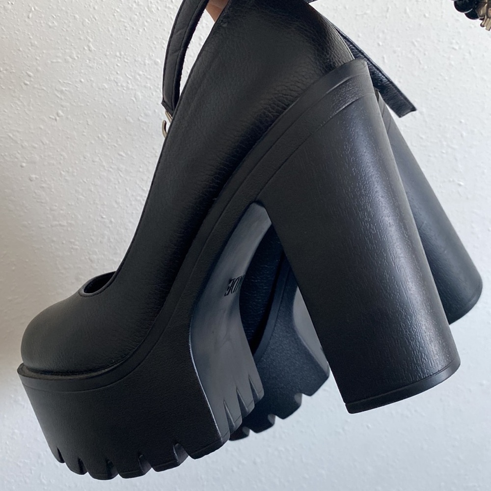 fairly brand new platform heels